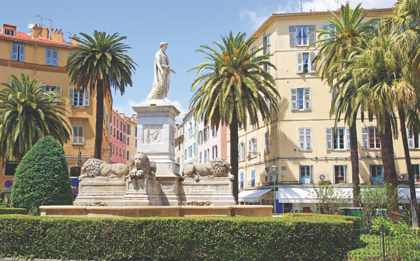 Place Foch à Ajaccio